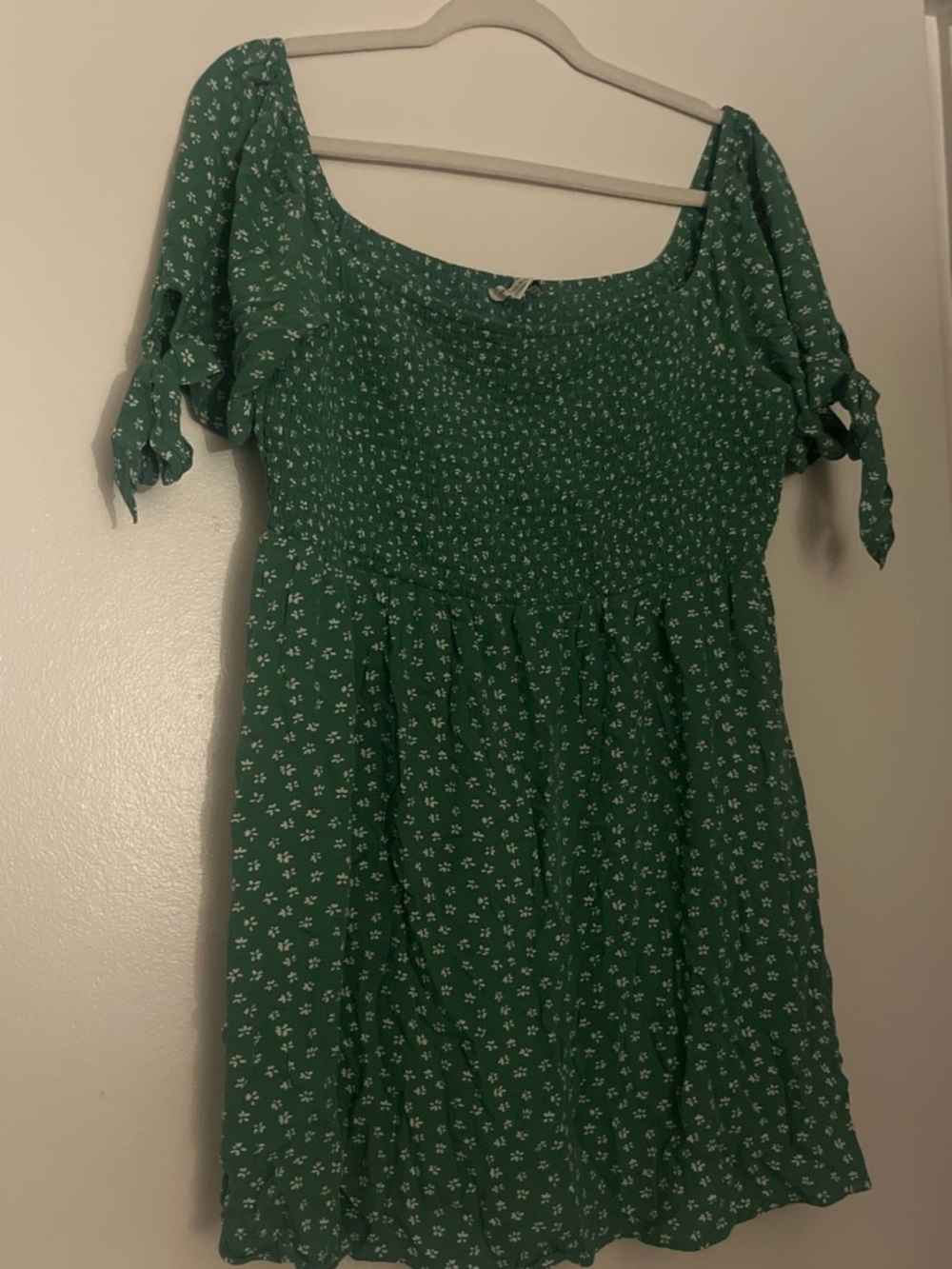 Green Floral Smocked Dress Bow Detail Puff Sleeve